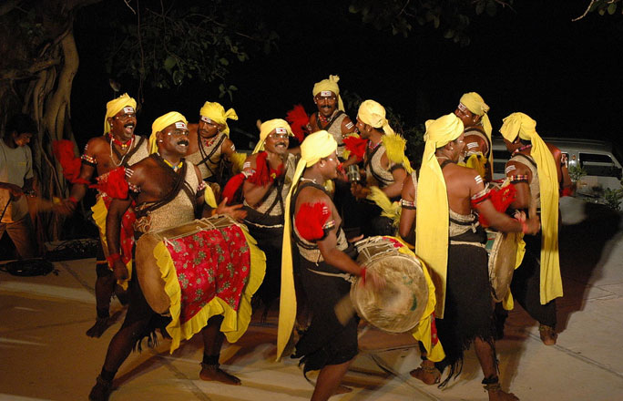 Photo Gallery of Dances of Karnataka- Explore Dances of Karnataka with