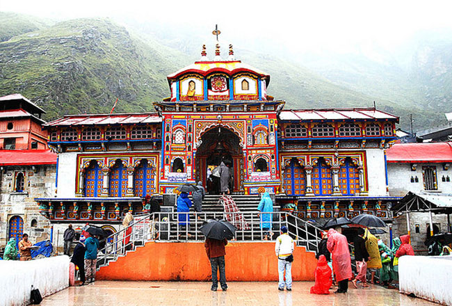 Photo Gallery of Badrinath Temple in Uttarakhand | IHPL