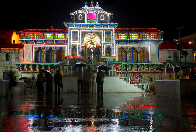 Photo Gallery of Badrinath Temple in Uttarakhand | IHPL