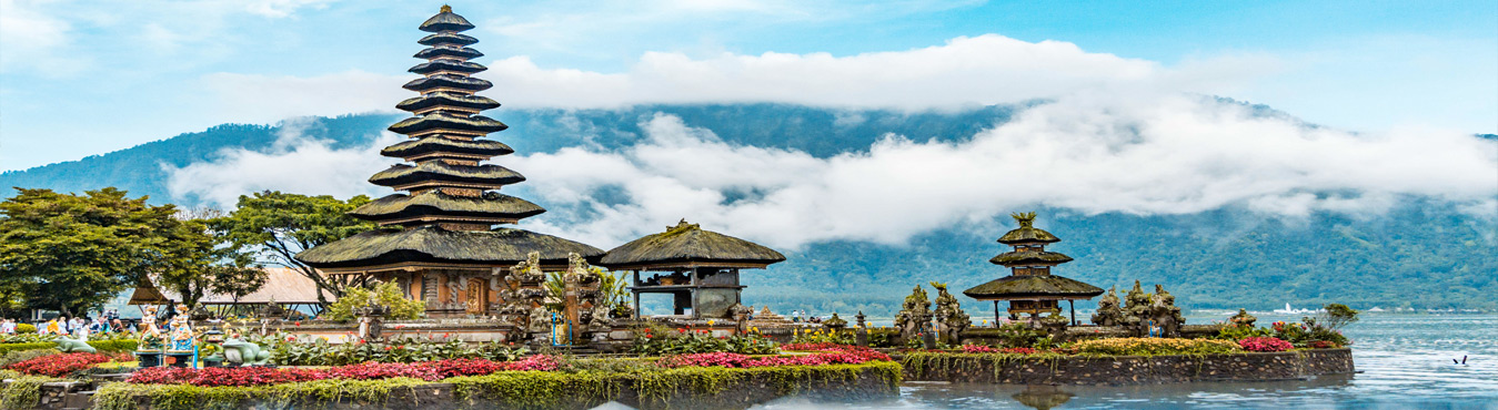 Ulun Danu Temple in Bali