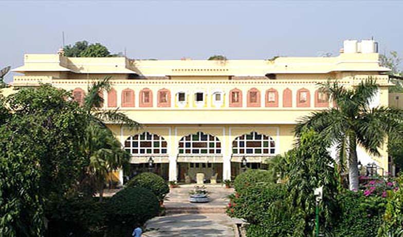 Heritage hotel Naila Bagh Palace in Jaipur Rajasthan - Indian Holiday