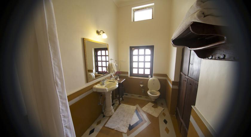 Bathroom2 in Castle Bijaipur