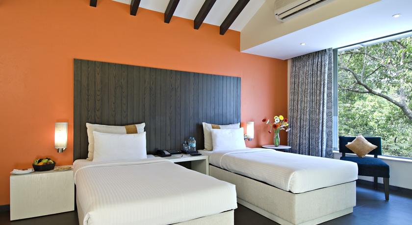 Super Deluxe Rooms in Citrus Hotel