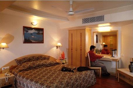 Super Deluxe Rooms in Comfort Inn President