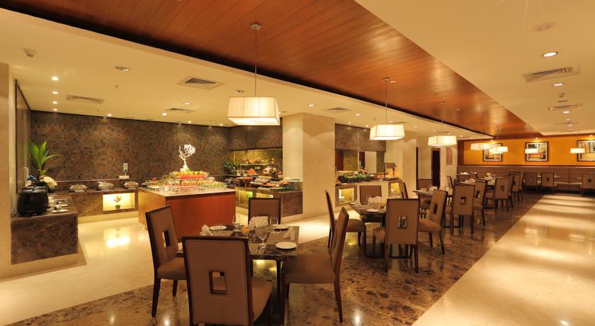 Dining2 Country Inn And Suites By Carlson Mysore