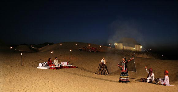 sand dunesl-in-Gajner-Palace