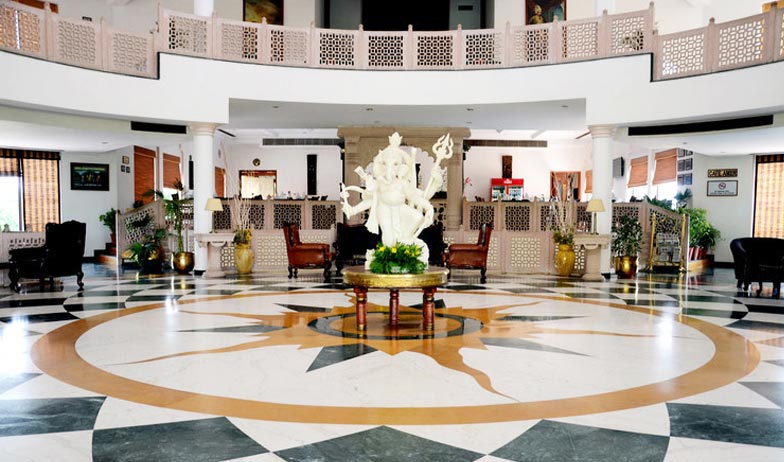 Reception in Hotel Gold Palace And Resorts