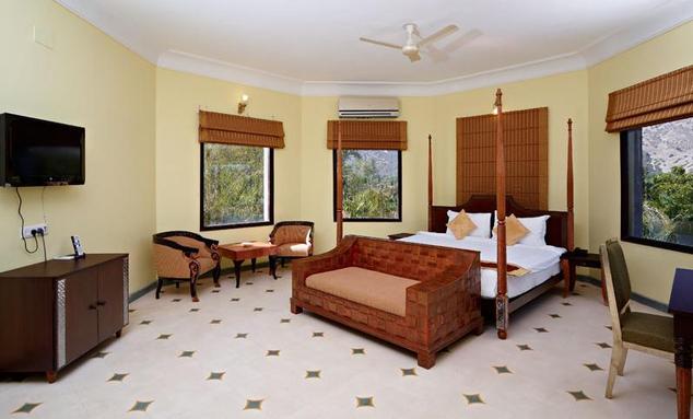 Guest Room2 in Hotel Alwar Bagh