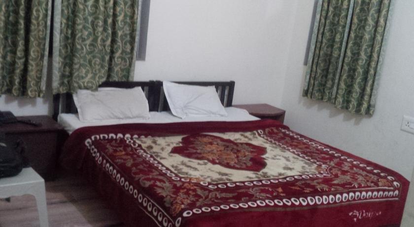 Deluxe Rooms in Hotel Amer Resort Ranthambore