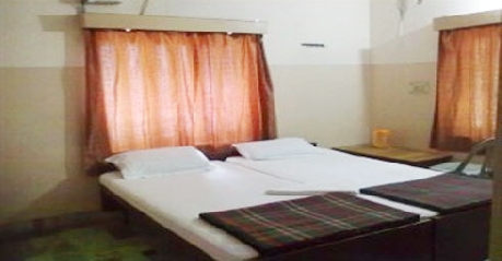 Standard Rooms in Hotel Arya