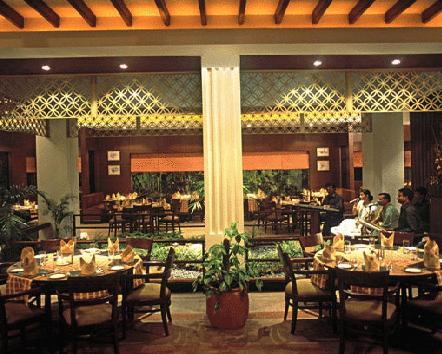 Dining2 in Hotel City Park New Delhi