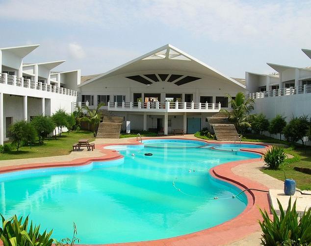 hotel sterling holiday resorts puri