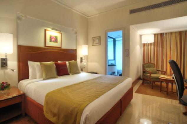 Hotel Surya Vadodara India - Indian Holiday