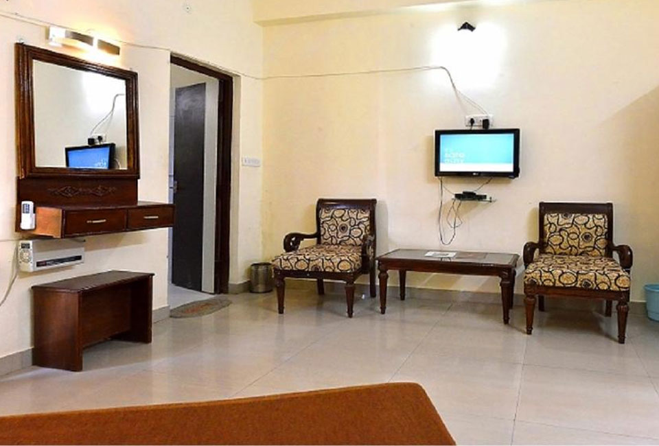 narmada-resort-maheshwar-affordable-room - Copy