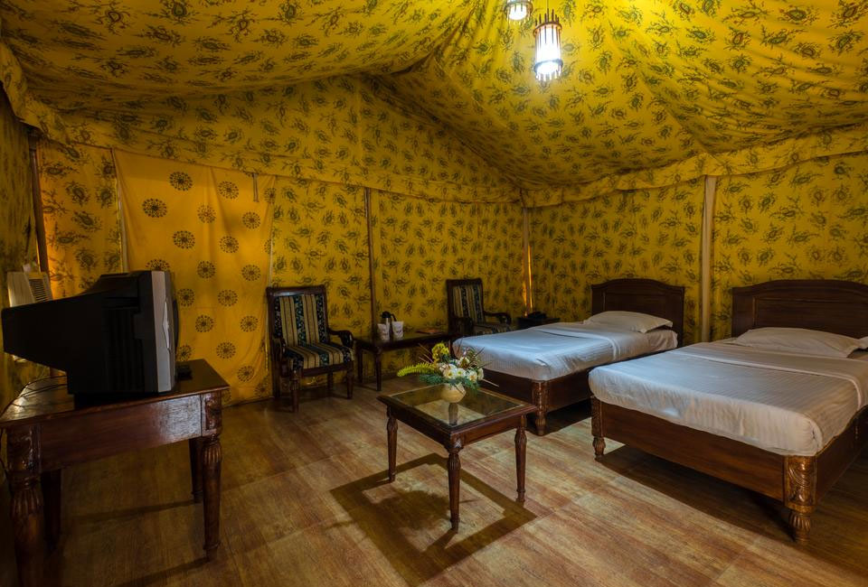 narmada-resort-maheshwar-room