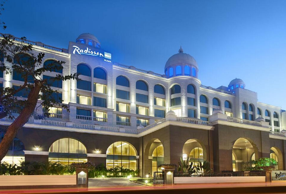 radisson-blu-plaza-hotel-mysore-front