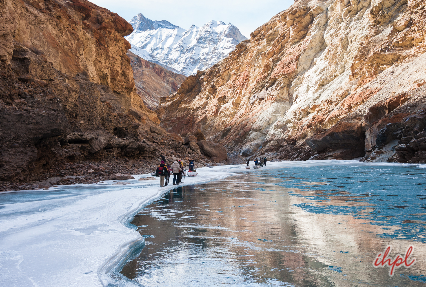 Trekking to Bardan Gompa