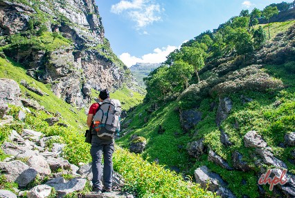 Patalsu Peak Solang, Valley