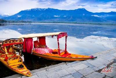 ladakh cheap tour packages