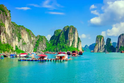 Explore both sides of Vietnam Package