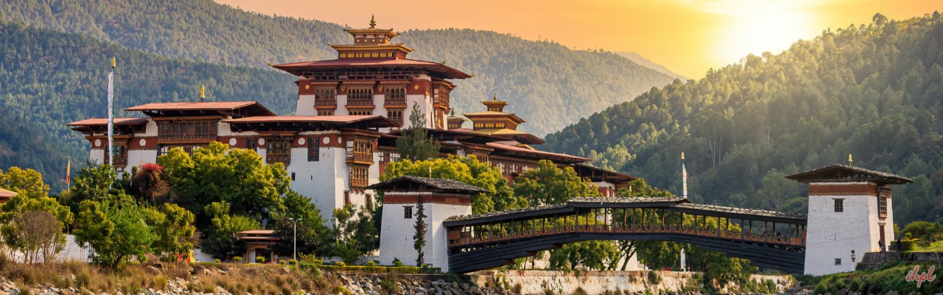 20 days tour India with Bhutan & Nepal