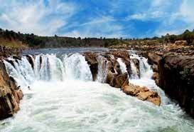 Dhuandhar Falls in Bhedaghat