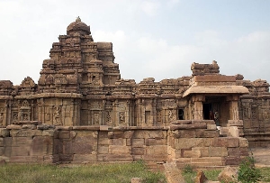 Hazara Rama Temple Hampi |Temples in Karnataka - IHPL