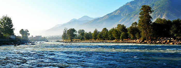 the banks of parvati river